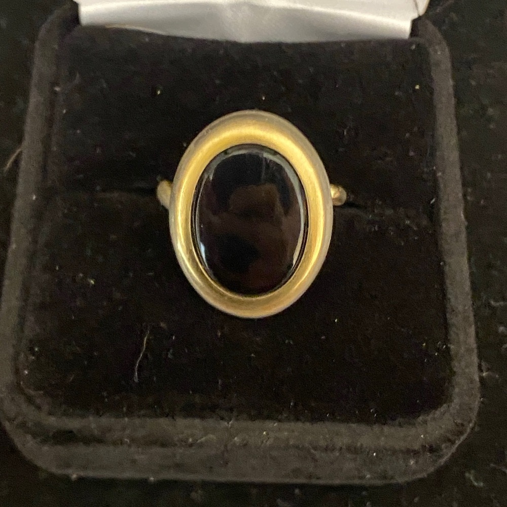 Sarah Coventry Black Oval Cabochon Ring Two Tone Gold Silver -Adjustable